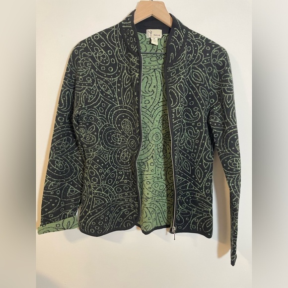 Neve Designs 100% Wool Filigree Full Zip Sweater Size Med Black/Green Nordic EUC - Picture 3 of 11